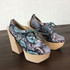 RARE Jeffrey Campbell platform booties